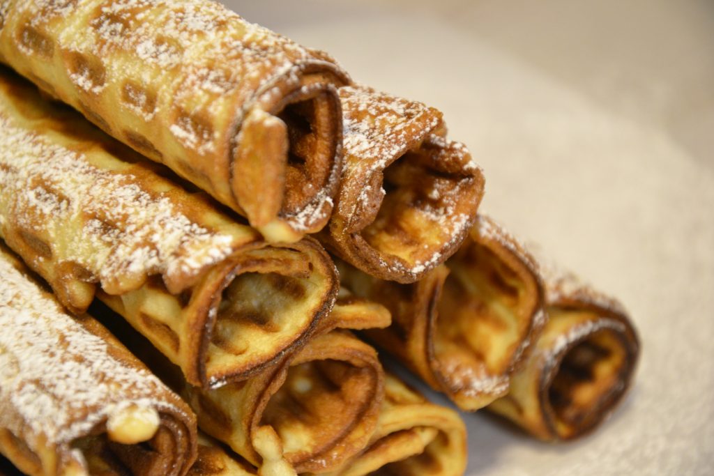 Crispy Lithuanian Waffles with Cinnamon