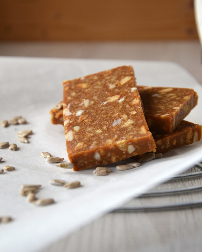 Salted Caramel Cookie Bars with Peanuts