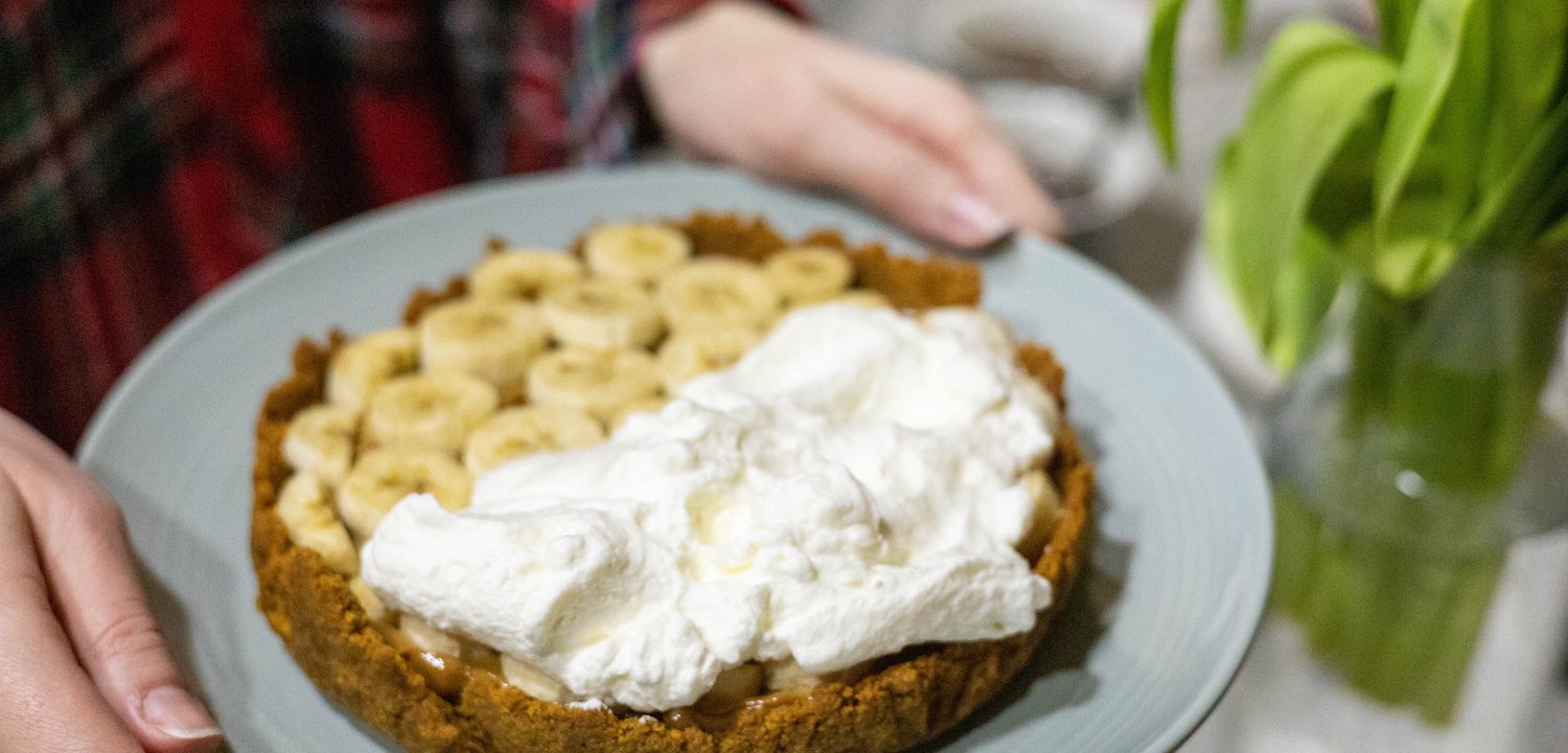 Banoffee arba nekeptas karamelinis bananinis pyragas